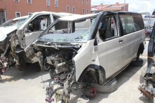 Volkswagen Transporter Sol Kesme Yan Gri Çıkma